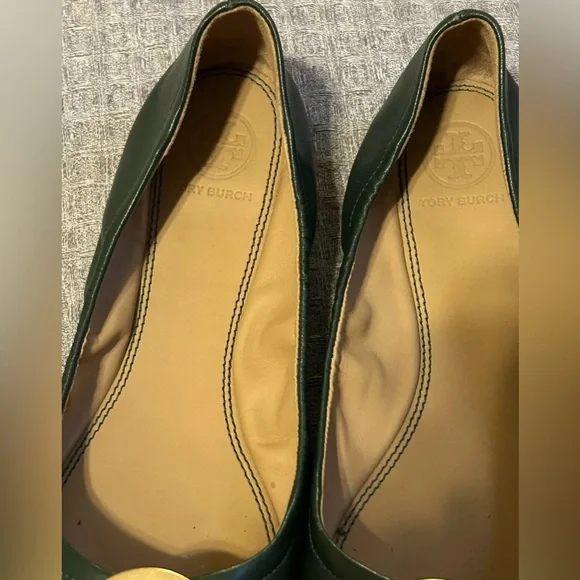 TORY BURCH MINNIE GREEN AND GOLD LEATHER CAP TOE BALLET FLATS SIZE 8